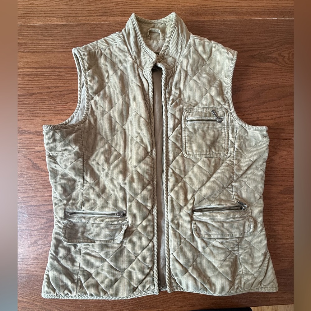 Eddie Bauer Women’s Tan/ Beige corduroy Quilted Vest